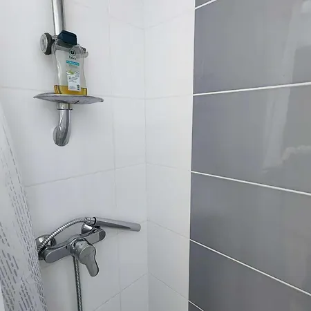 아파트 T2 Proche Avec Piscine Et Parking, 4 Personnes - Fr-1-607-219 *