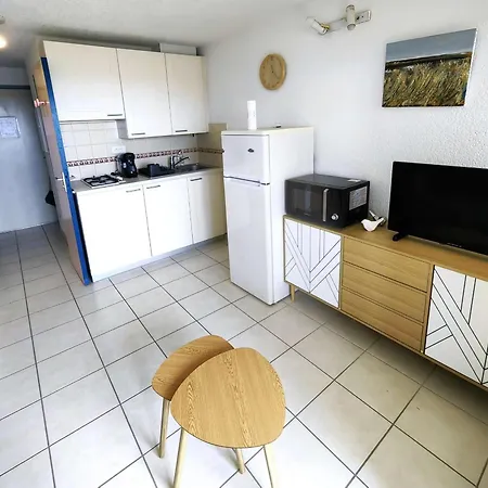 T2 Proche Avec Piscine Et Parking, 4 Personnes - Fr-1-607-219 아파트 아그